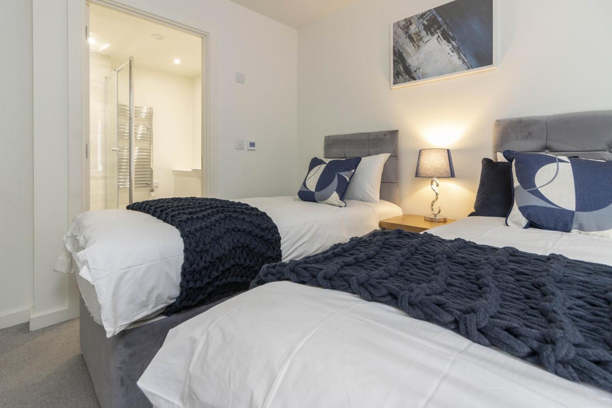 Linacre 11 - Modern 2 Bed Behind The Cathedral With Free Parking And Fast Wifi Apartamento Exeter Exterior foto
